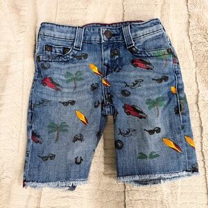 Boys True Religion Geno Cut Off Short Beach Graphics Size 4
